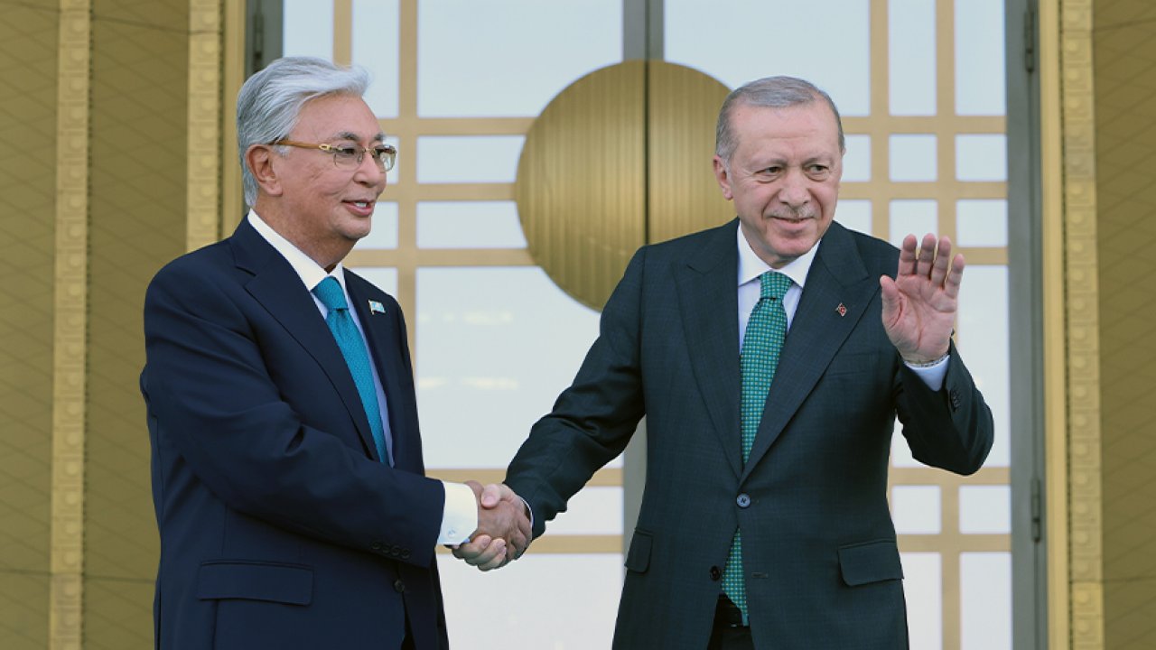 Cumhurbaşkanı Erdoğan duyurdu: Kazakistan ile vize muafiyet süresi 90 güne çıkarıldı!
