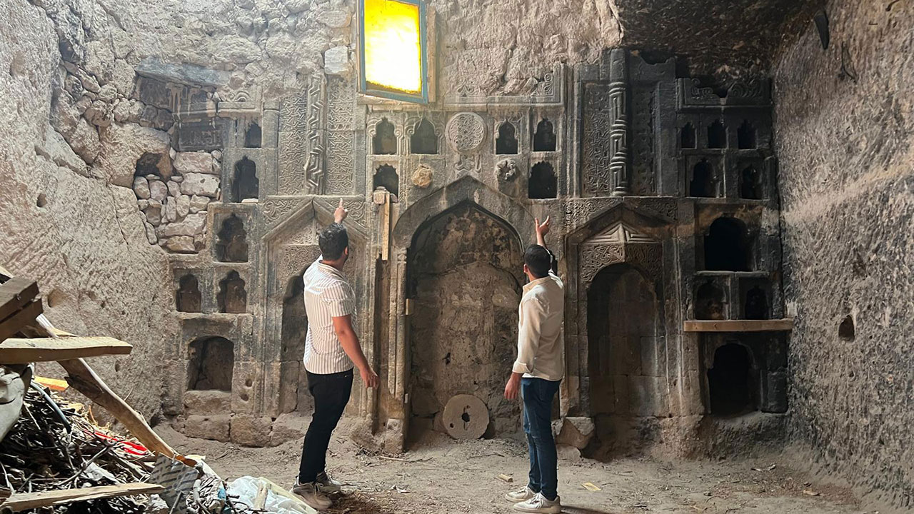 600 yıllık ibadethaneyi odunluk yapmışlar! Selçuklu ve Beylikler dönemine ait çıktı