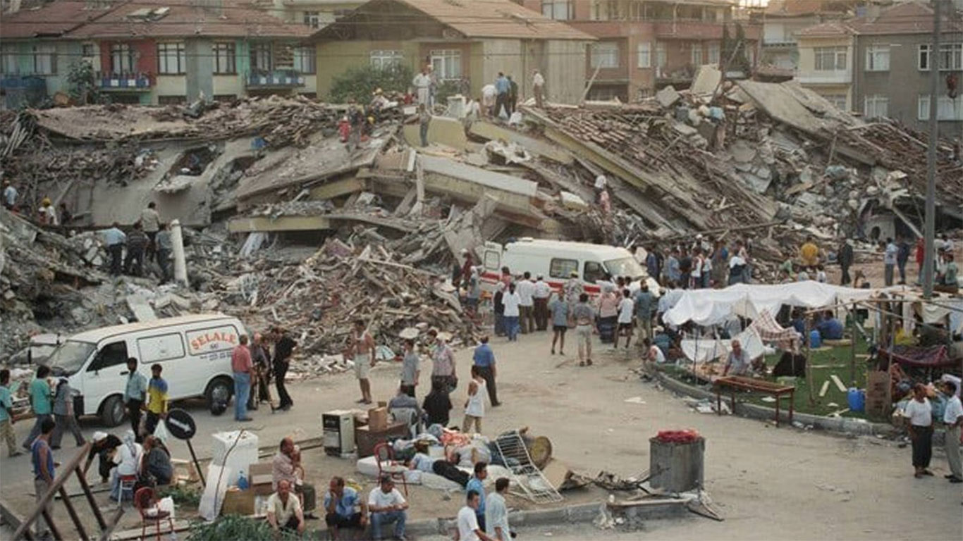 Marmara'da deprem her an olabilir! Uzmanlardan korkutan uyarı: Türkiye’de Güvenli Yerleşim Alanı Yok