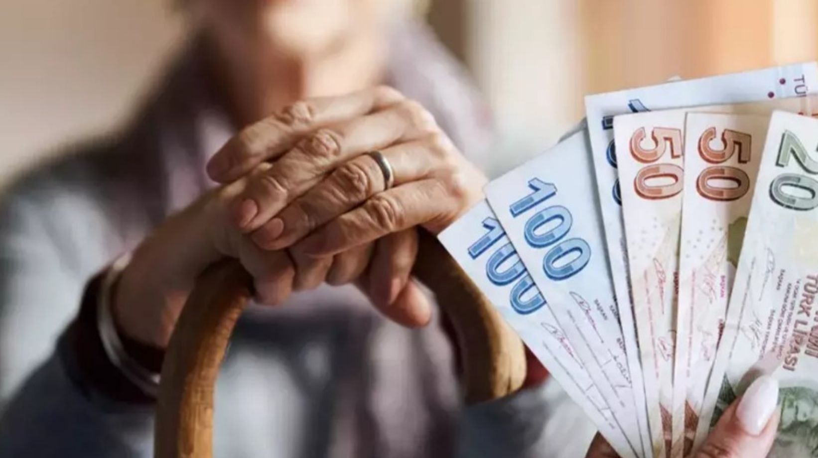 Emekliye bir darbe daha geldi: Promosyon tuzağına sakın düşmeyin. Sözleşme imzalamadan önce o ibareye dikkat!