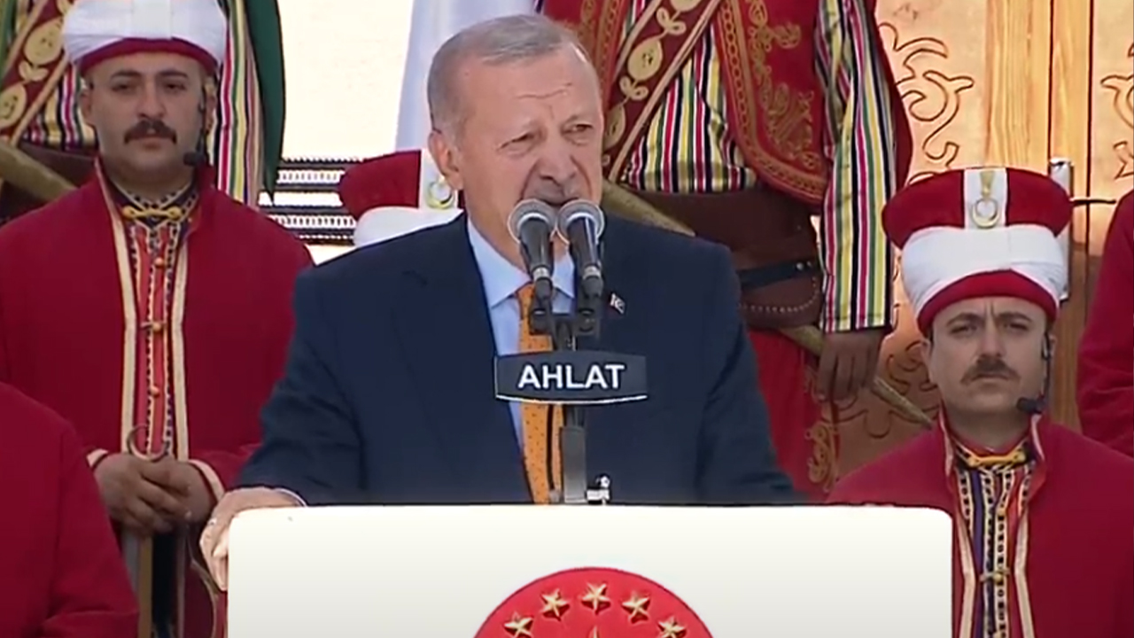 Cumhurbaşkanı Erdoğan'dan önemli açıklamalar!