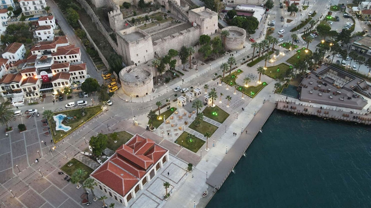 İzmir Çeşme'de zorunlu su kesintisi sona erdi!