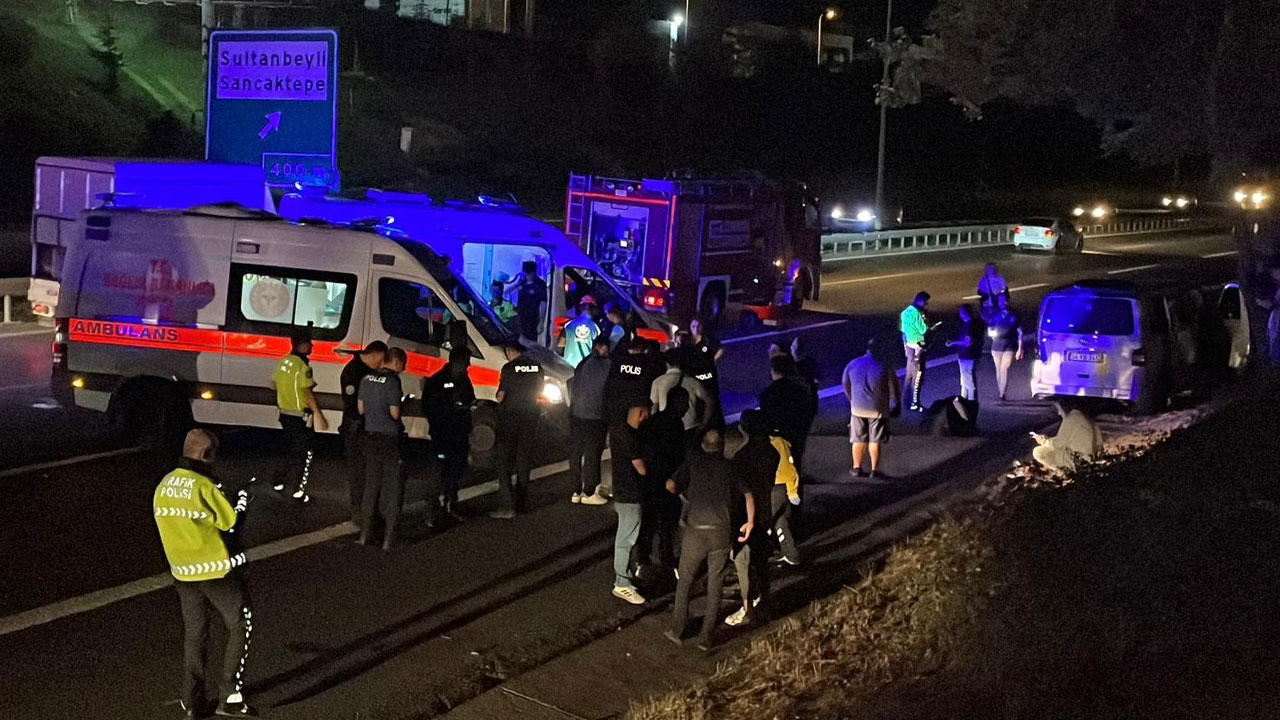İstanbul'da feci kaza! İki minibüs çarpıştı: 9 kişi yaralandı