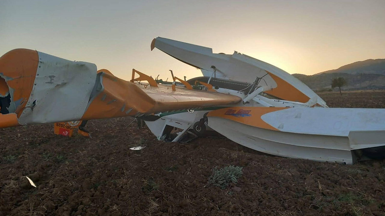 Aydın yangınına müdahale eden uçak Muğla’da kaza kırıma uğradı