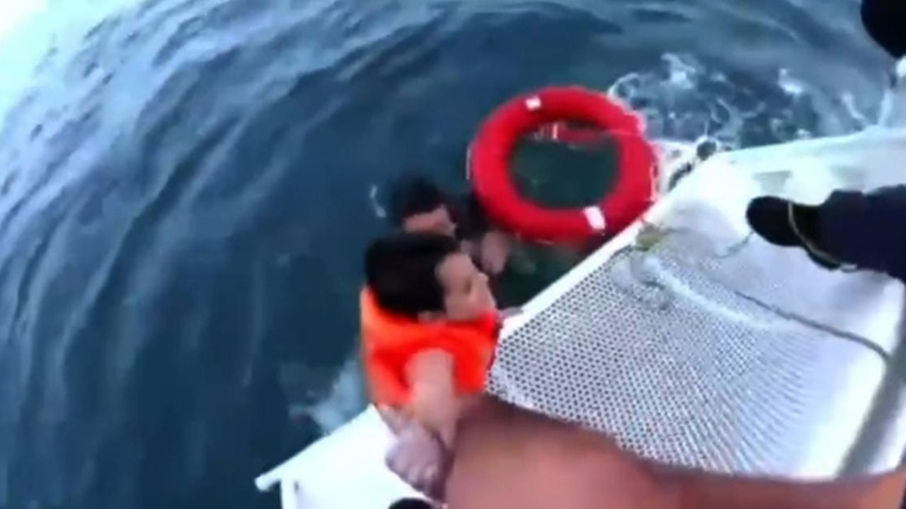 Mersin'de bin 200 metre açıkta mucize kurtuluş! Kameralara böyle yansıdı