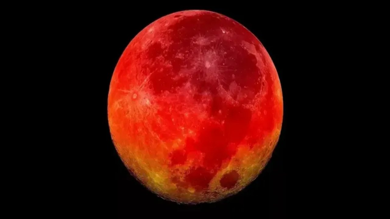 10 yılın en uzun ‘Kanlı Ay’ tutulması yaşanacak! İşte bilmeniz gerekenler
