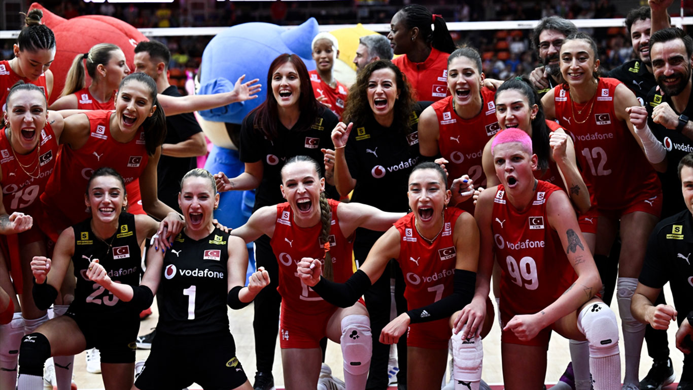 Filenin Sultanları final setinde İtalya'yı deviremedi: Dünya ikincisi olduk!