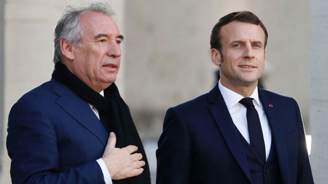 Fransa’da Macron'a kötü haber: Hükümet yine düştü!