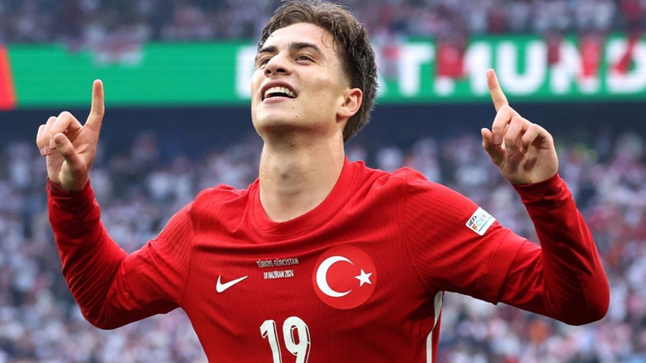 Kenan Yıldız'dan dikkat çeken karar: Milli takımdan 3 arkadaşını takipten çıktı!