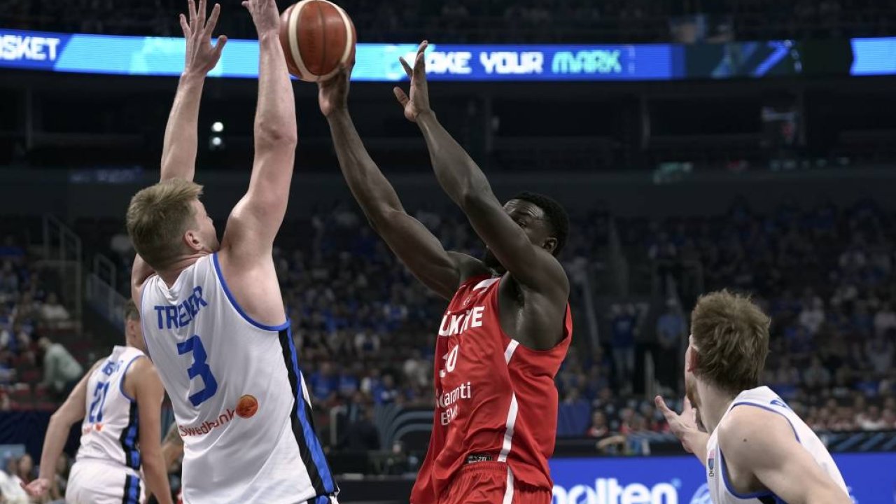 12 DEV ADAM ÇEYREK FİNAL MAÇI! Türkiye-Polonya basketbol maçı hangi kanalda ve saat kaçta?