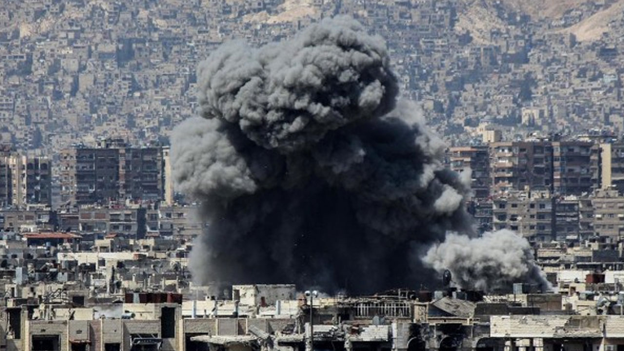 İsrail ordusu yine saldırdı: Yemen Savunma Bakanlığı karargâhı dahil 6 hedef vuruldu