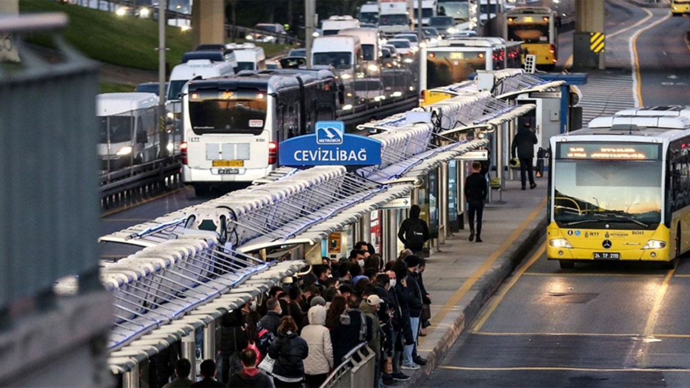 İBB'den okul servisleri ve toplu ulaşıma yüzde 30 zam talebi