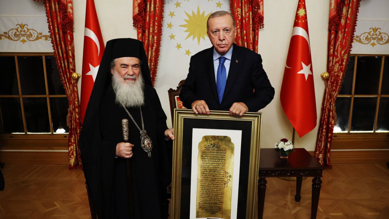 Cumhurbaşkanı Erdoğan, Kudüs Rum Ortodoks Patriği'ni kabul etti: Gazze'deki insanlık dramı konuşuldu!