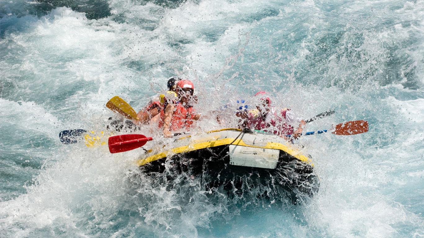 Tarımdan turizme dönüşüm: Rafting turizminin yeni merkezi Beşkonak oldu