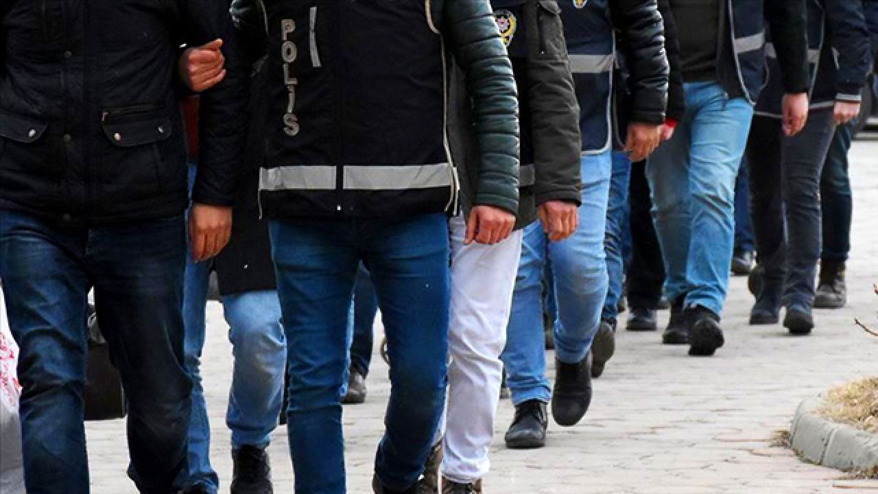FETÖ'nün deniz kuvvetleri yapılanmasına operasyon: 10 şüpheli gözaltına alındı!