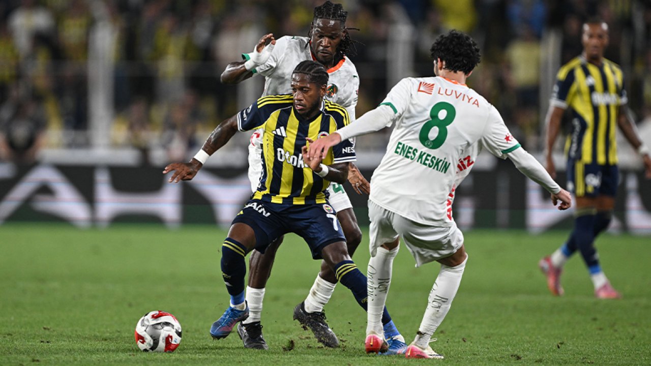 Fenerbahçe erteleme maçında 1 puana razı geldi!