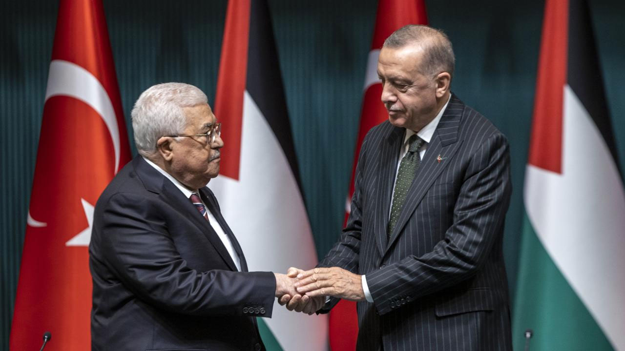 Cumhurbaşkanı Erdoğan Filistin Devlet Başkanı Abbas ile görüştü