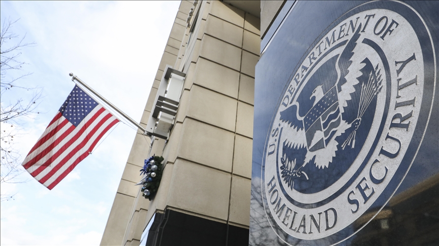 ABD’ye gitmek isteyenler dikkat! ABD Büyükelçiliği duyurdu: ABD vizesi askıya mı alındı?