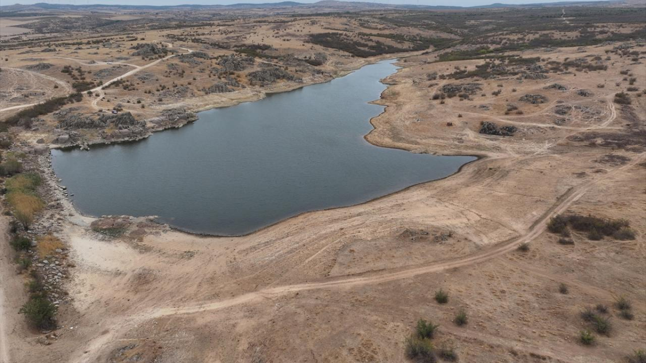 Edirne’de kuraklık alarmı: Göletler can çekişiyor
