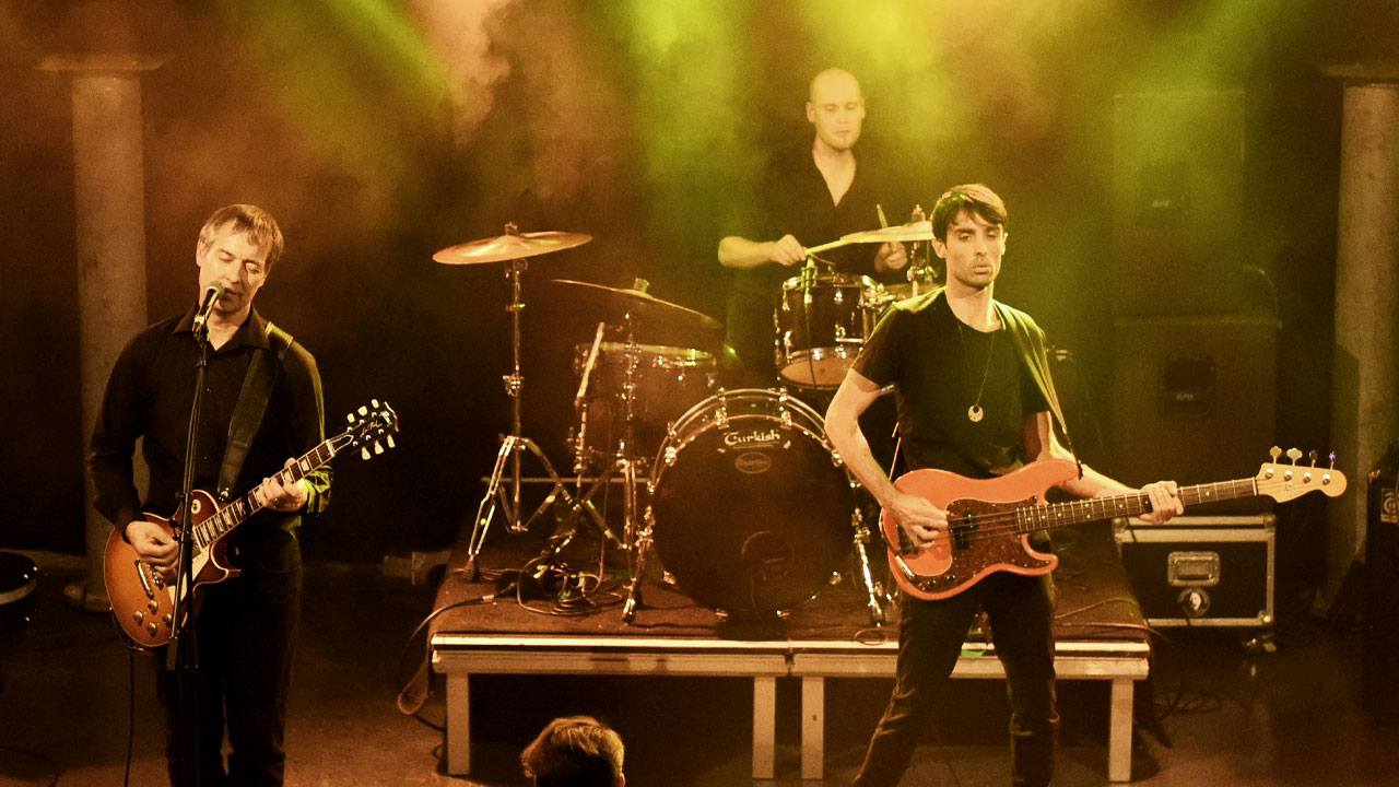Berlinli efsane grup Pink Turns Blue İstanbul'a geliyor!