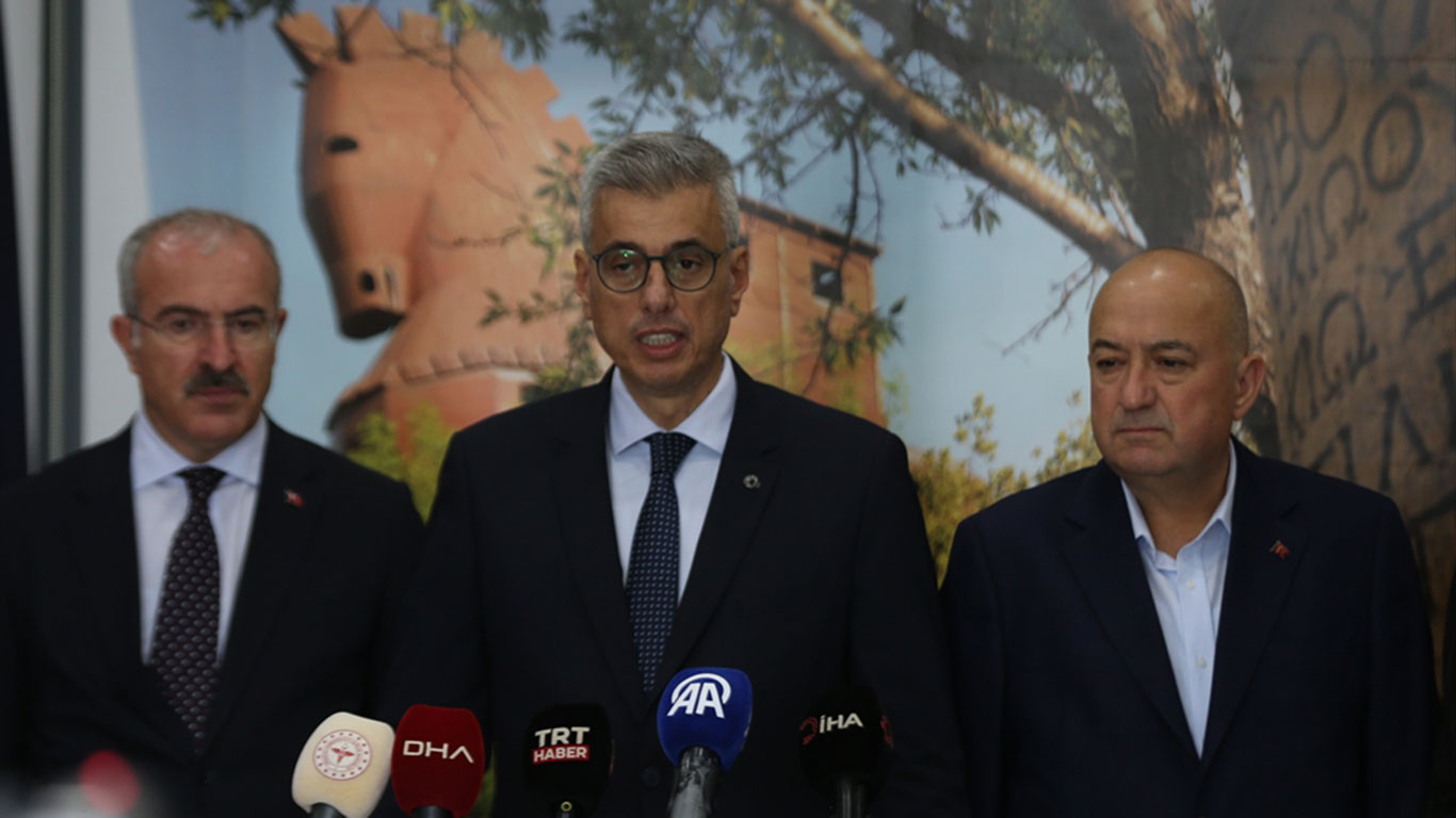 Sağlık Bakanı Kemal Memişoğlu Çanakkale’de: Yerli SMA ilacı üreteceğiz