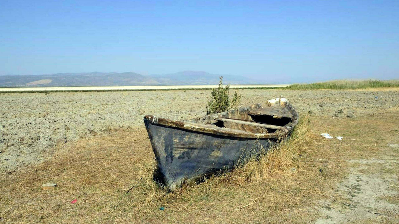 240 gölden 186'sı kurudu: Su kıtlığı yaşayan ülkeler arasına gireceğiz!