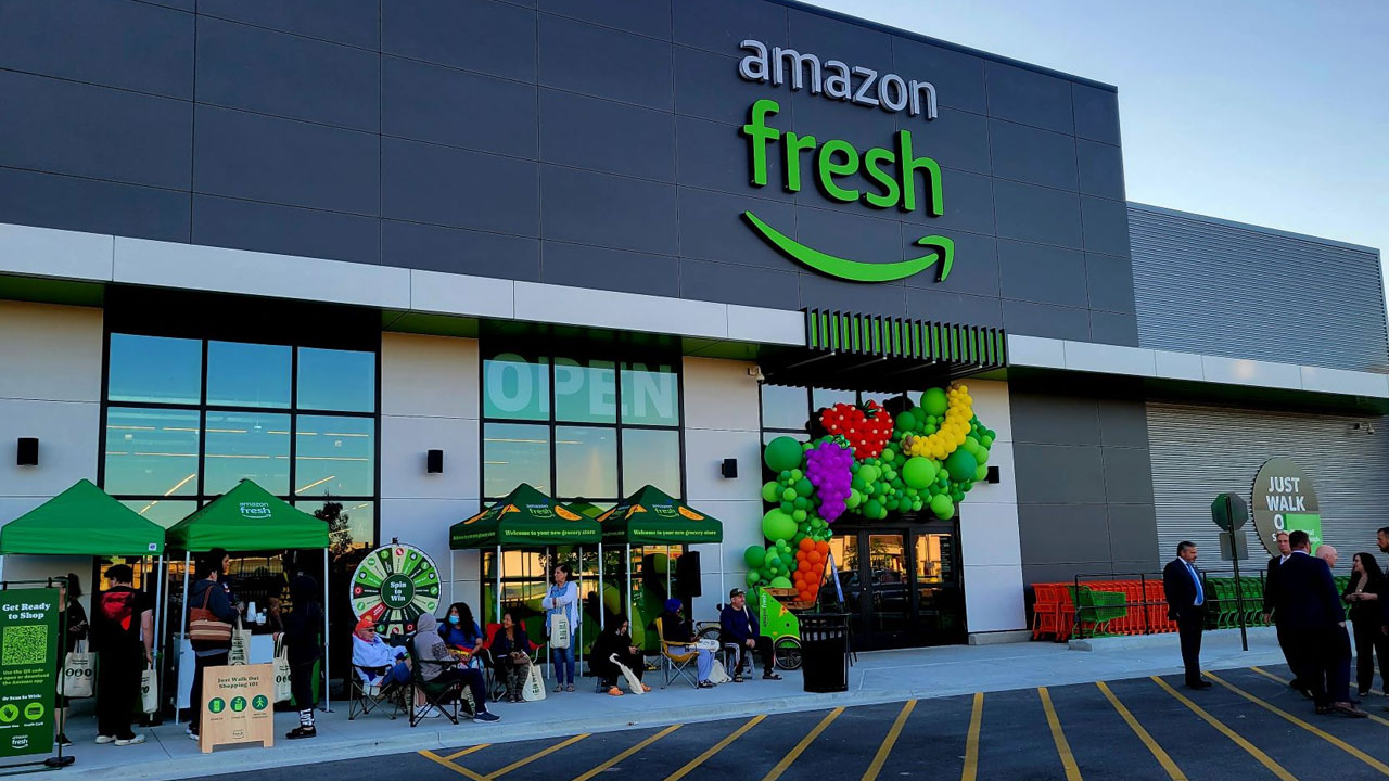 Pandemide yoğun ilgi görmüştü: Amazon'un kasasız marketleri iflas etti!