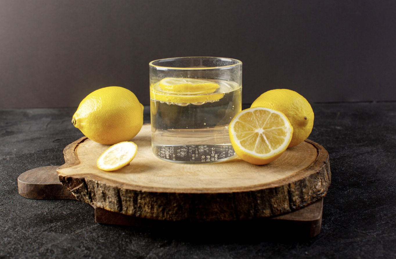 Limonlu suya 1 kaşık ilave edince resmen zayıflık iksirine dönüşüyor: Fazla kilolarından kurtulmak isteyen denesin!