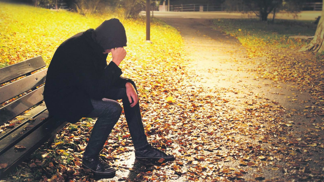 Ekim ayında hayal kırıklıkları peşlerini bırakmayacak: O burçlar dikkatli olsun!