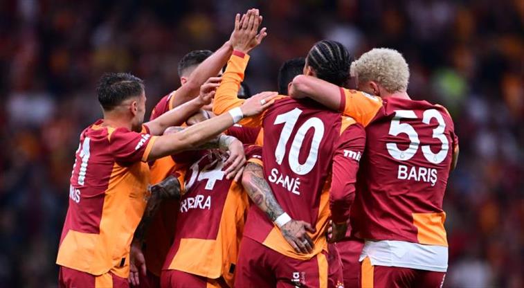 Galatasaray’dan Liverpool’a tarihi galibiyet: Sosyal medya yıkıldı! İşte X paylaşımları
