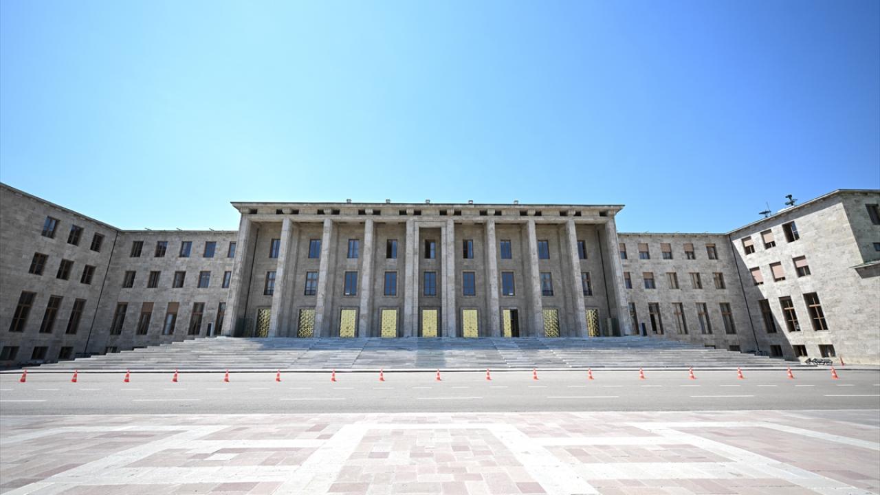 Ankara'da yoğun gündem: Sumud Filosu'na düzenlenen baskına tepkiler çığ gibi!