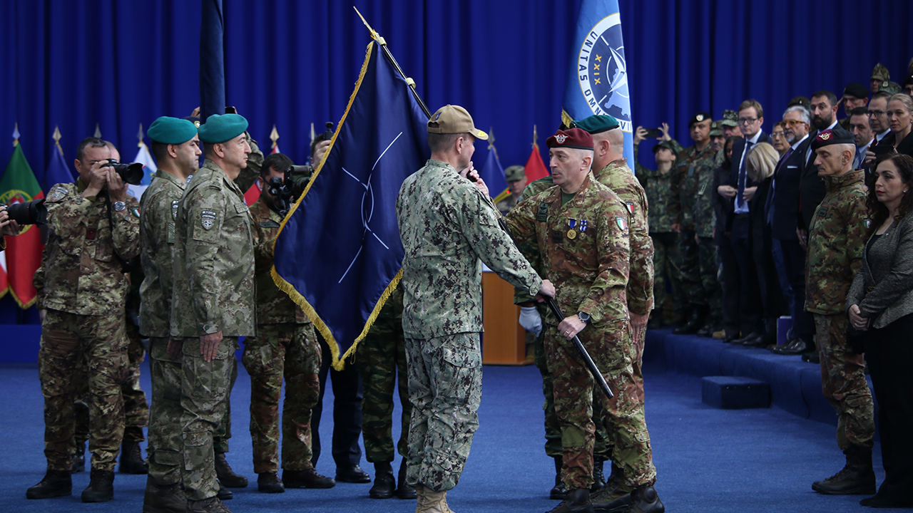 Kosova'da KFOR komutası yine Türkiye’de: Görev tümgeneral Ulutaş’a devredildi