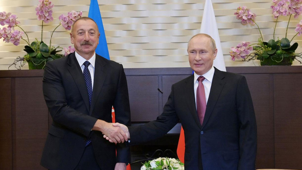 Aliyev Putin ile görüştü: Rusya Azerbaycan'a tazminat ödeyecek!