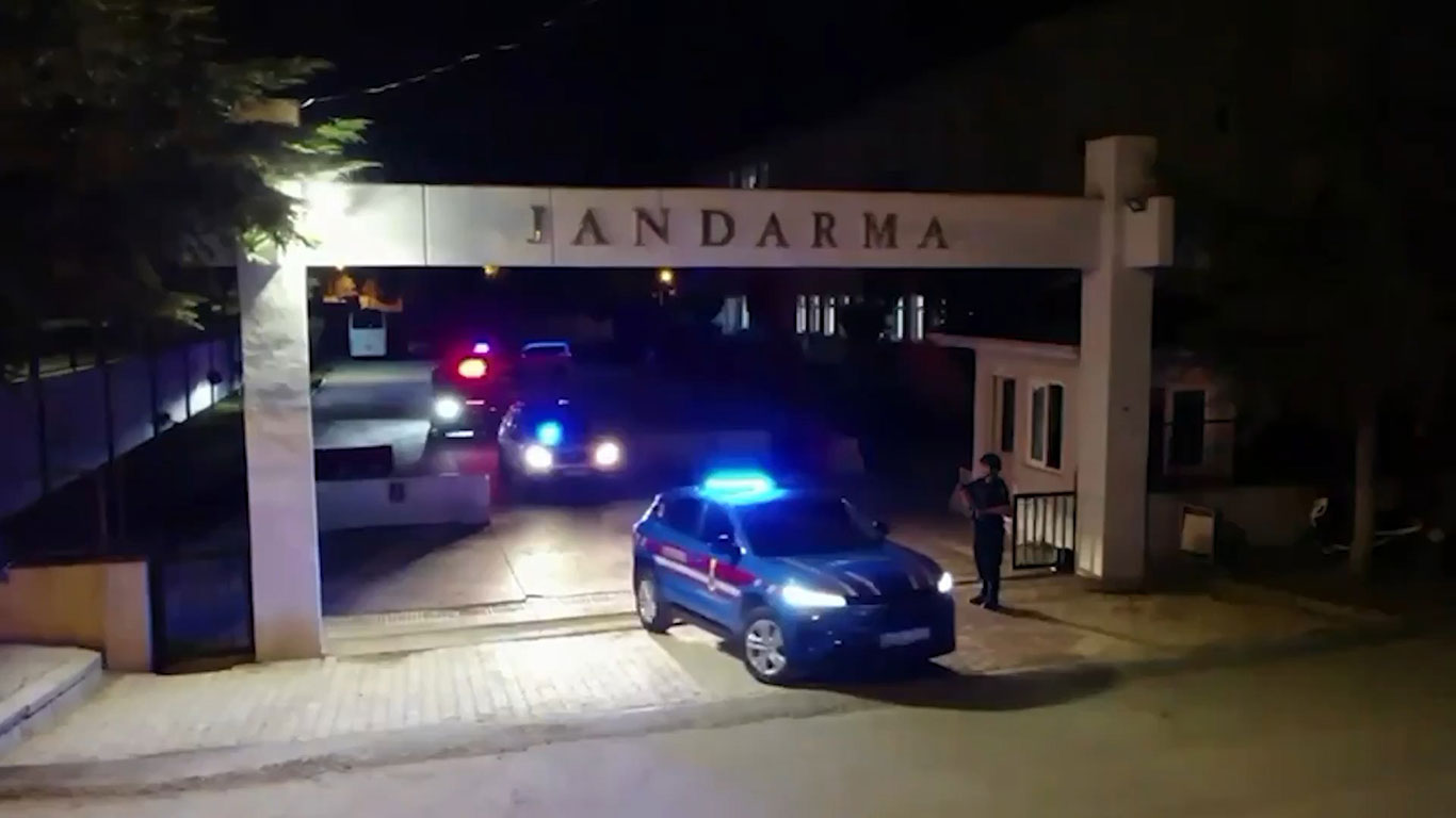 5 ilde "Nitelikli Dolandırıcılık" operasyonu: 28 şüpheli yakalandı, 16’sı tutuklandı