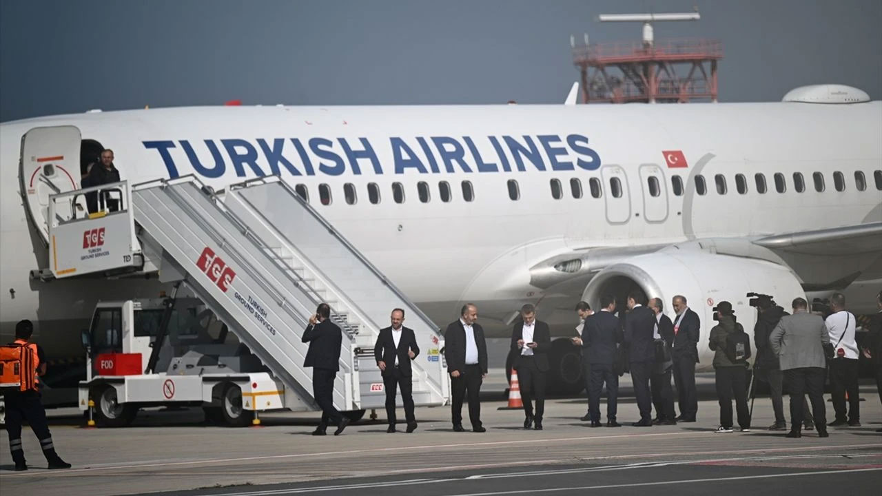 İsrail tarafından alıkonulmuşlardı: 18'i Türk 98 aktivist Türkiye'de!