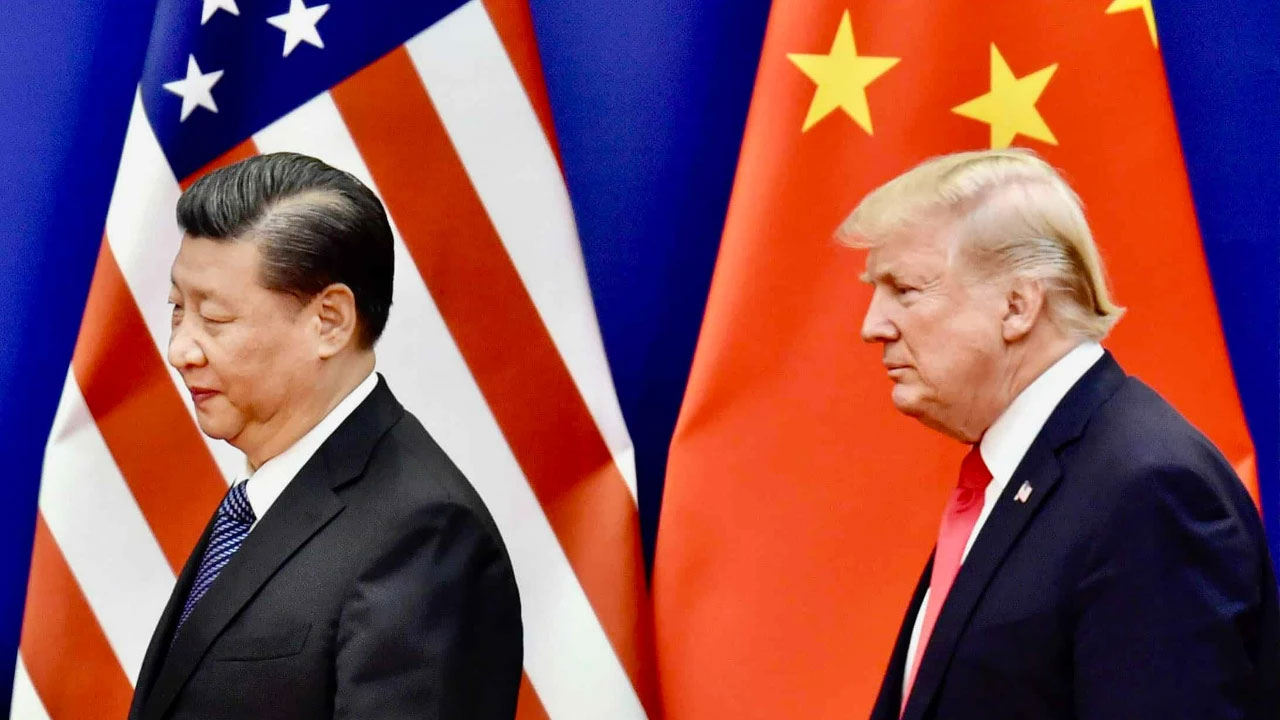 Trump'tan Çin'e misilleme: Yüzde 100 gümrük vergisi uygulayacağız