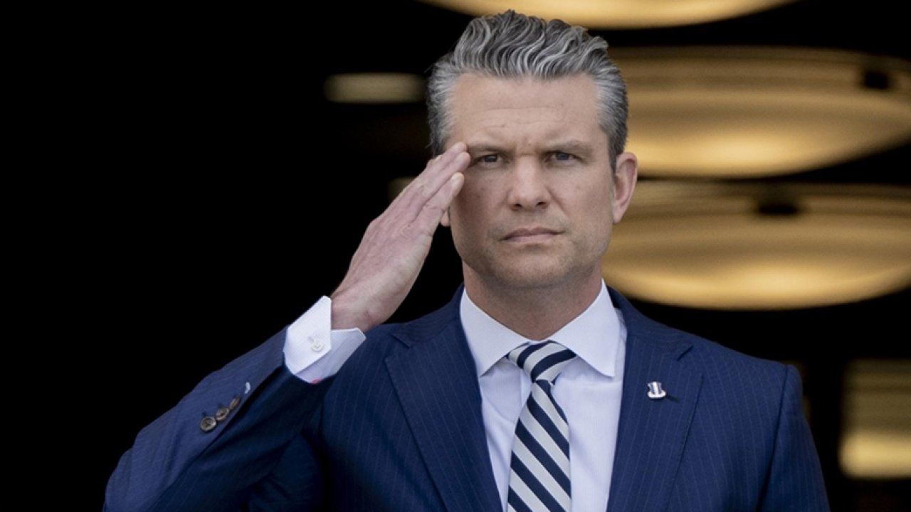 ABD Savaş Bakanı'nın korku dolu anları: Ölümden döndü!