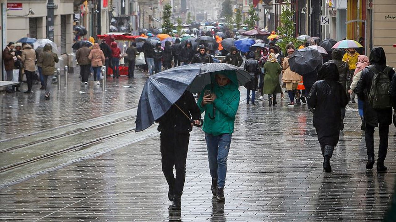 İstanbullular dikkat: Şemsiyenizi almadan evden çıkmayın!