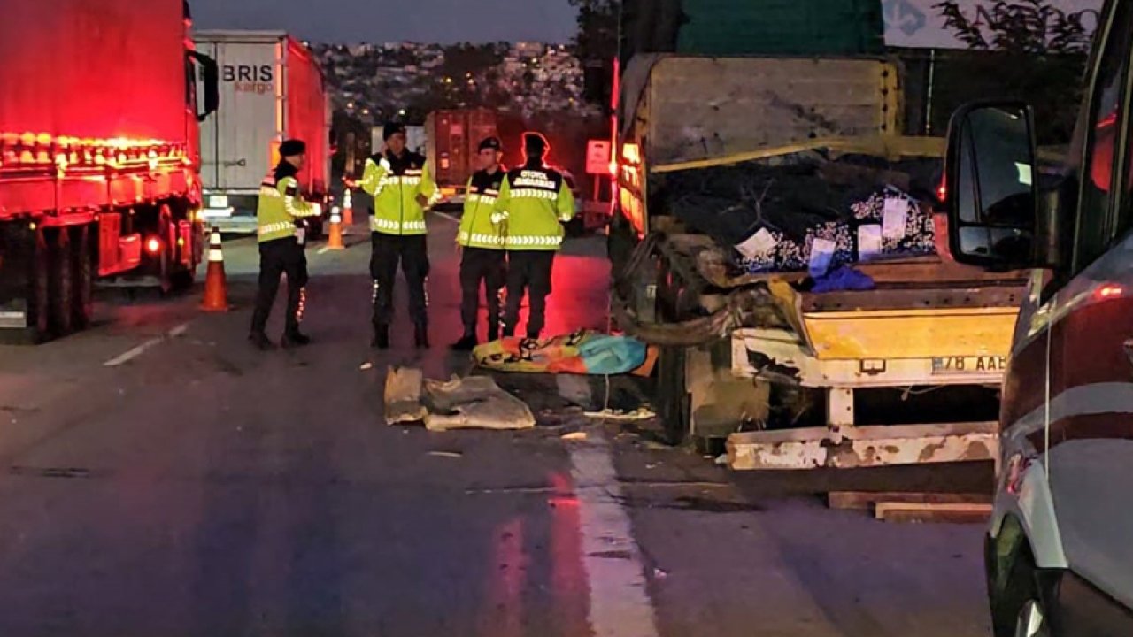 Tır şoförünün feci ölümü: Lastiğini değiştirmek isterken...