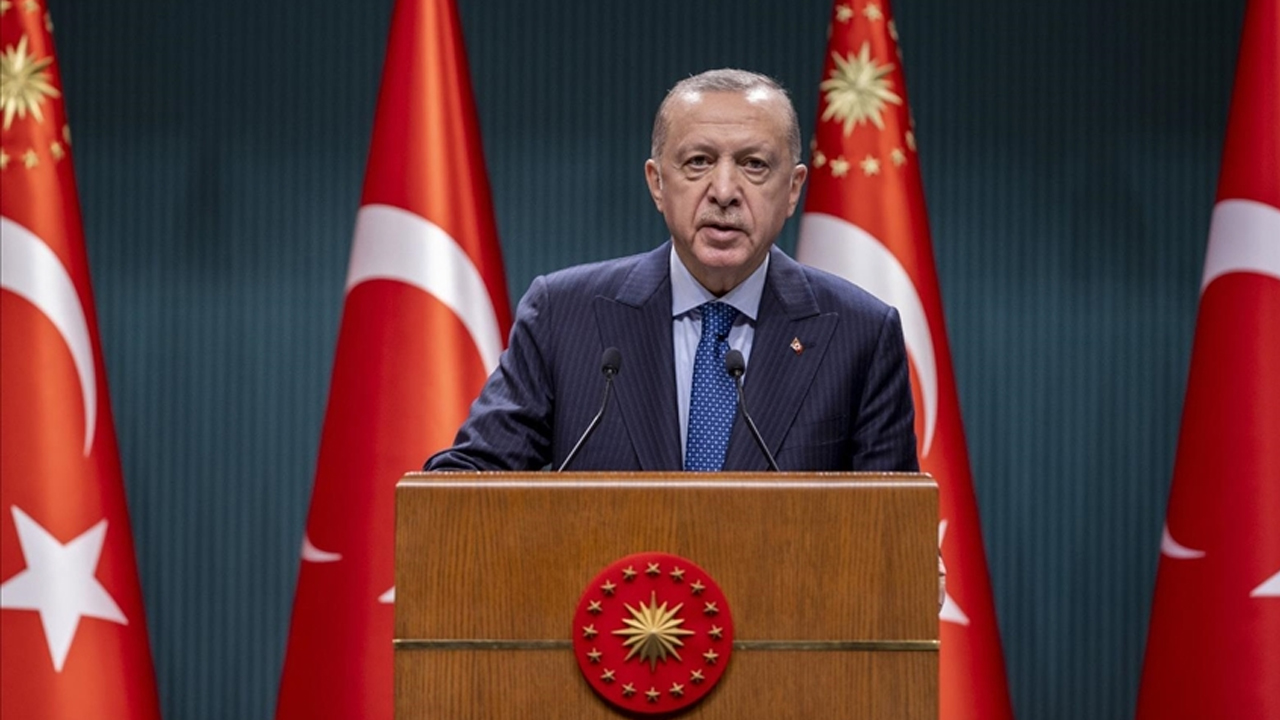 Cumhurbaşkanı Erdoğan: Kara para aklama ve yasa dışı fon transferleri küresel piyasalara olan güveni zedeliyor