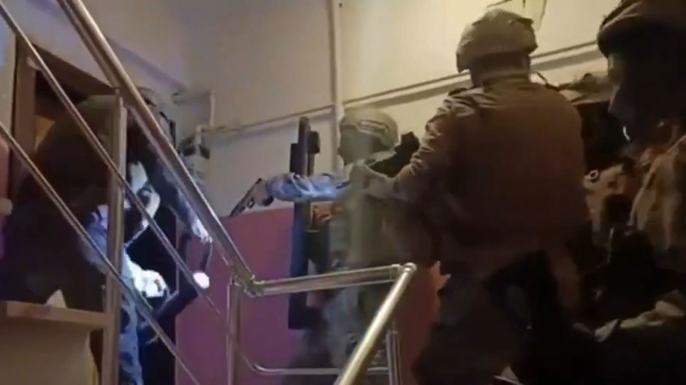 İstanbul merkezli 9 ilde eş zamanlı operasyon: Suç örgütü çökertildi, 42 gözaltı