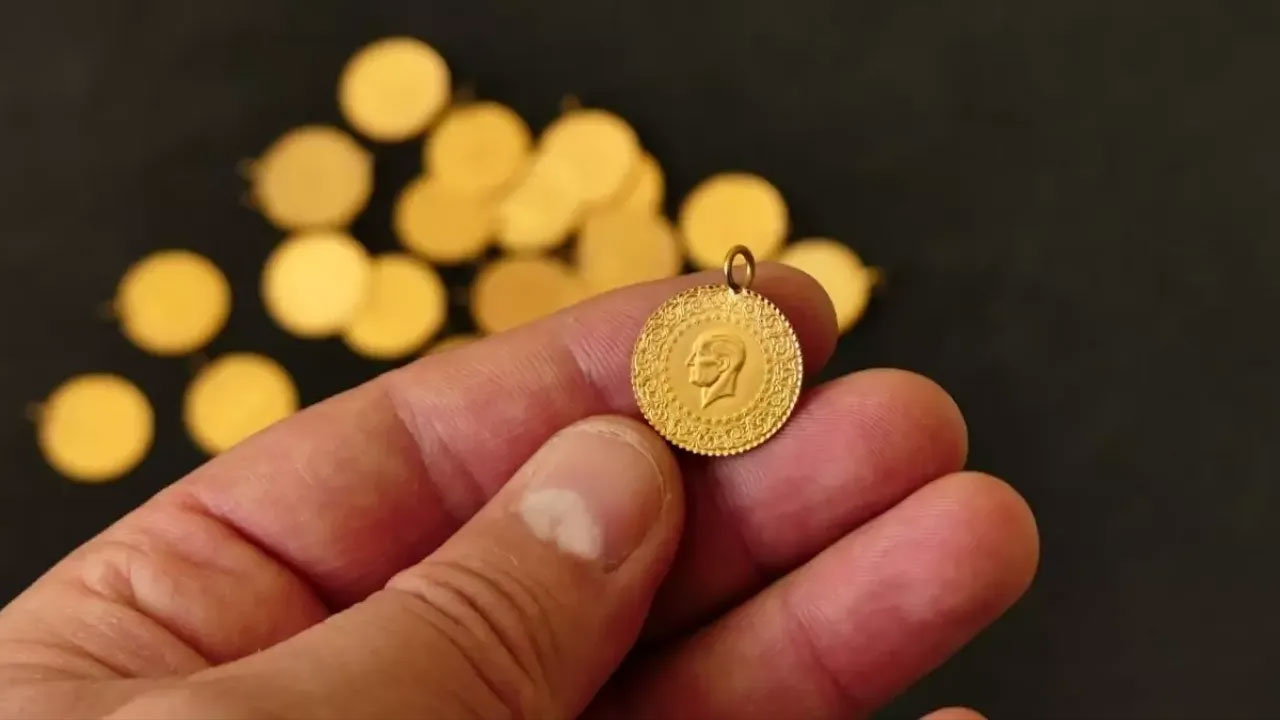 Altında sert düşüşün nedeni belli oldu! Ekonomist Aydoğmuş: Düzeltme hareketi beklenendi