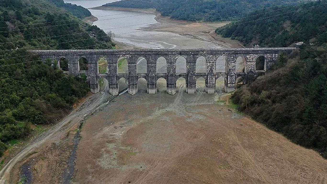 İstanbul'da susuzluk alarmı: Barajlarda doluluk oranı yüzde 23’e düştü