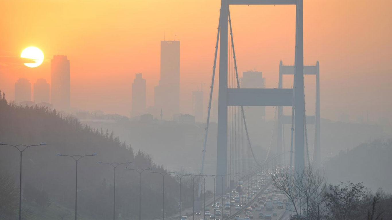 Her nefeste zehirleniyoruz! Hava kirliliği tavan yaptı: İstanbul'un 3 ilçesinde büyük kirlilik var