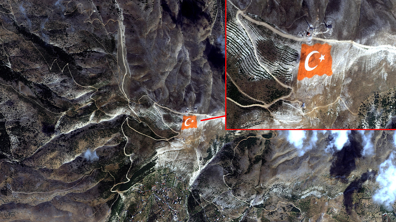 Uzaydan görüntülendi: Ahır Dağı’ndaki dev Türk Bayrağı’nın ihtişamı dünyayı büyüledi