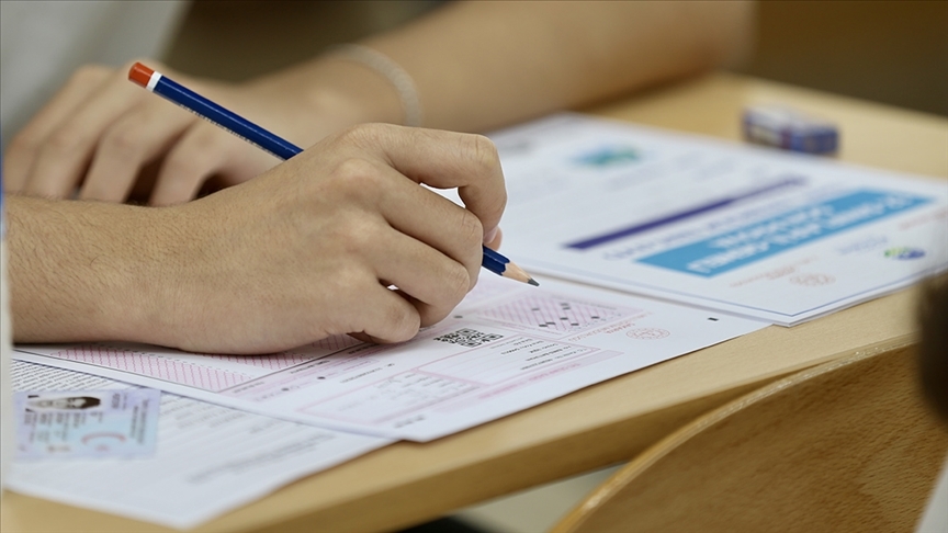 YKS’de yeni dönem mi başlıyor? Yapay zeka destekli açık uçlu sorular yolda!