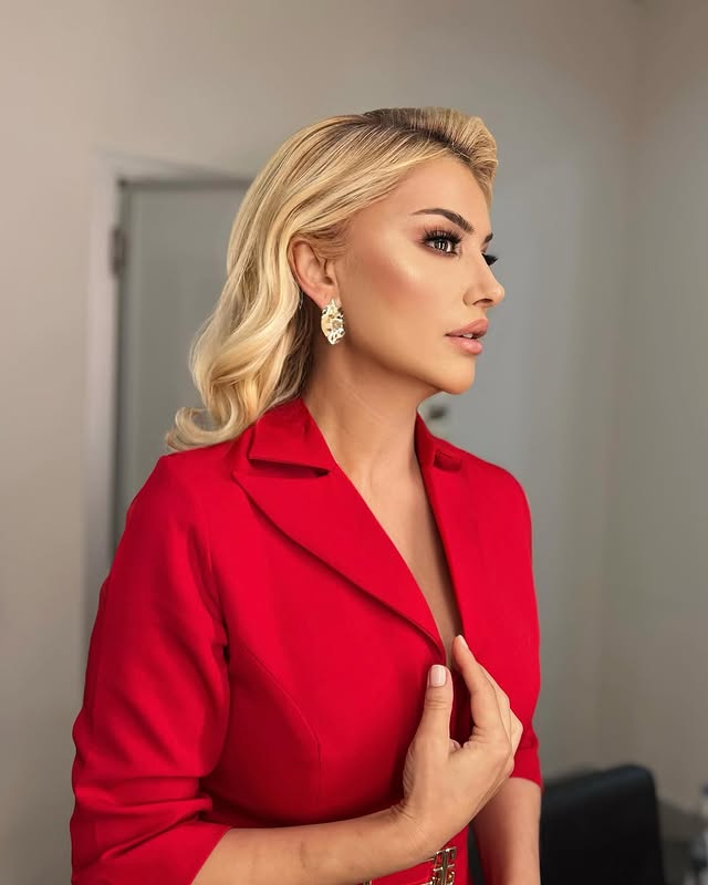 Son hali gündeme bomba gibi düştü! Songül Karlı estetik iddialarına ilk kez yanıt verdi