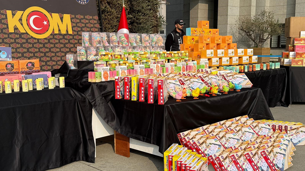 İstanbul'da 'kaçak oyuncak' operasyonu: Çocukların sağlığı ile oynadılar