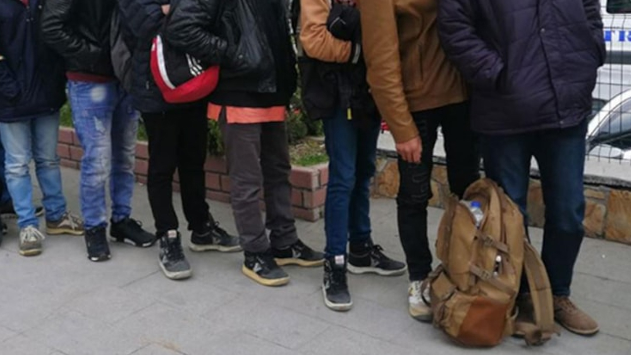 Trakya'da 19 düzensiz göçmen yakalandı!