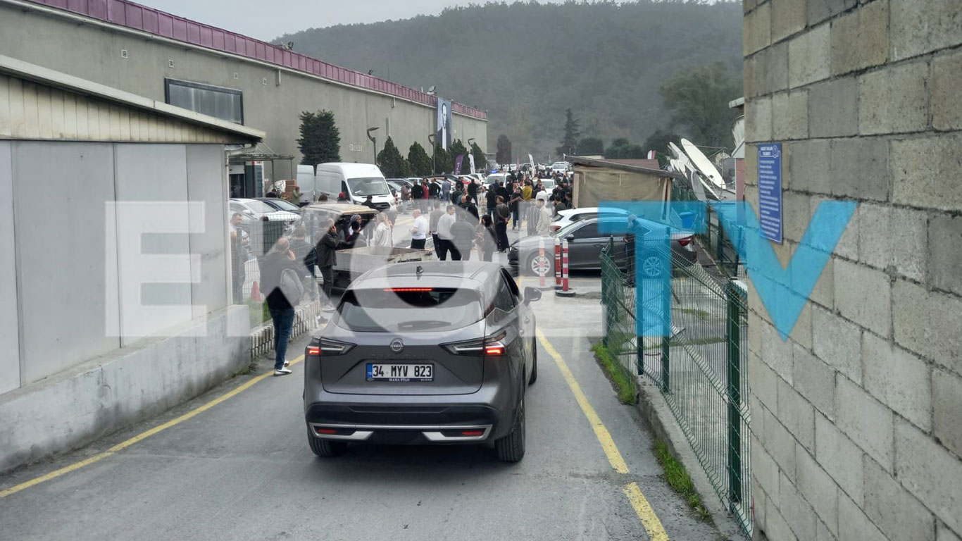 BeIN Sports binasına silahlı baskın: Müzakereci polisler olay yerinde